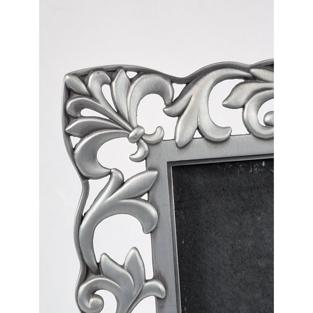 Malden Set Of 2 Silver Pewter Tone Cast Metal Fleur De Lis 5x7 Picture Frames